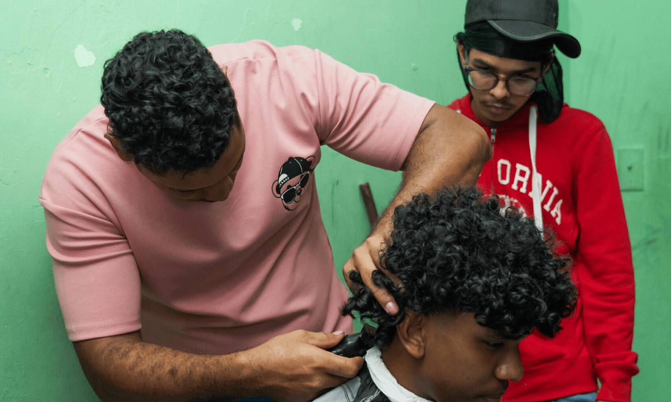 Programa de barbería: curso del INADEH